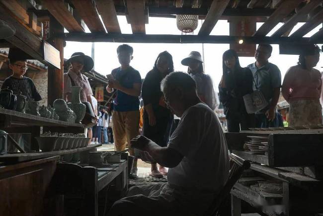 顶尖科技人才超50万城市:印度4个,中国3个,美国0个 亚洲崛起为新科技中心